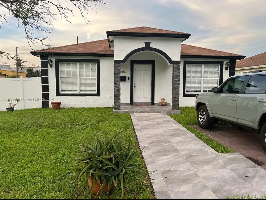 845 NW 10th Street Hallandale Beach FL 33009