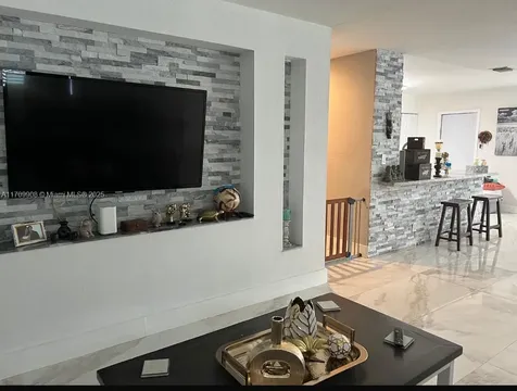 845 NW 10th Street Hallandale Beach FL 33009