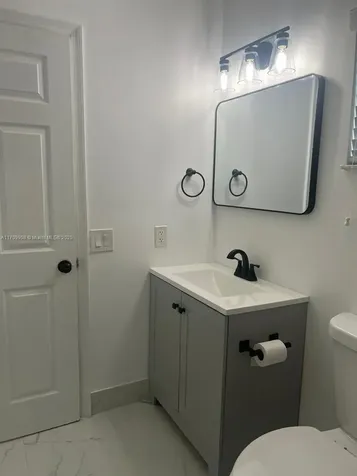 845 NW 10th Street Hallandale Beach FL 33009