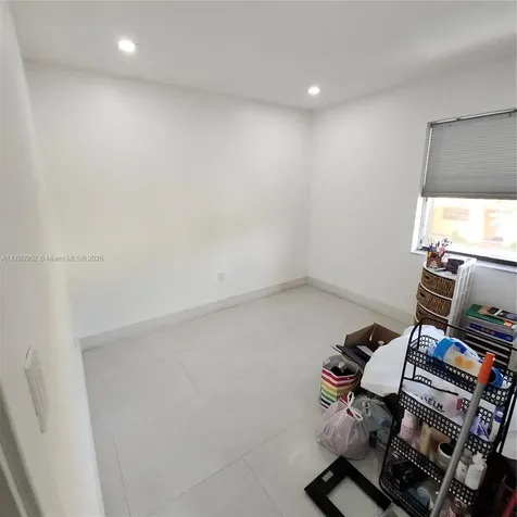 10865 NW 7th Street Miami FL 33172