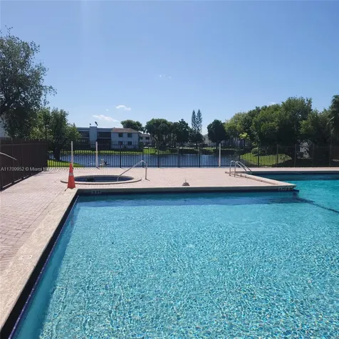 10865 NW 7th Street Miami FL 33172