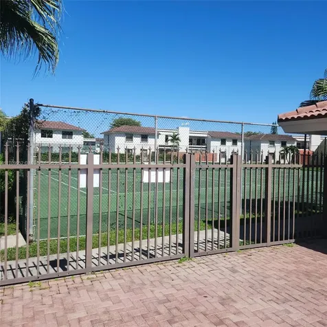 10865 NW 7th Street Miami FL 33172