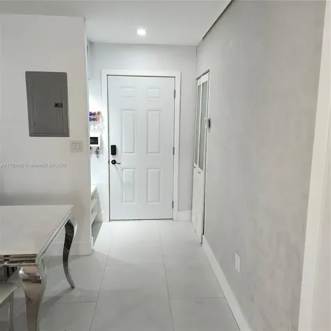 10865 NW 7th Street Miami FL 33172