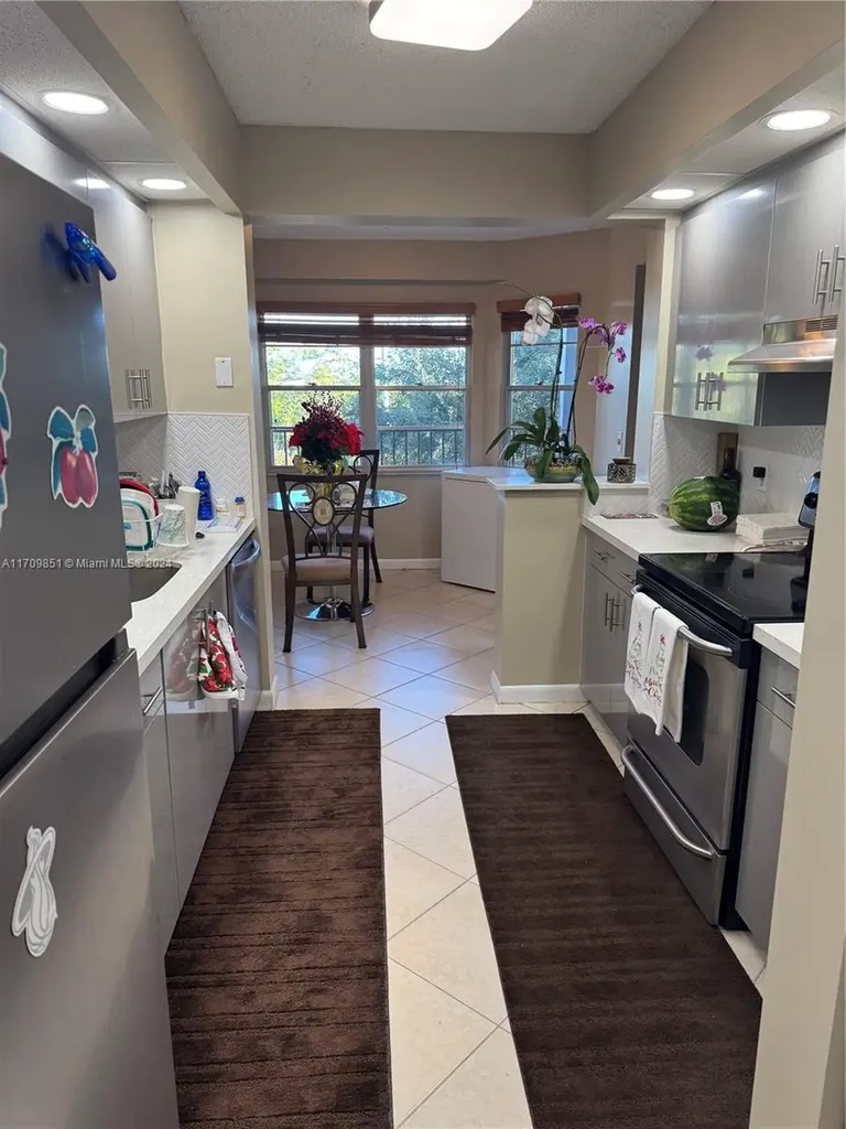 12650 SW 6th Street Pembroke Pines FL 33027