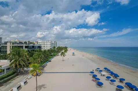 2205 S Surf Road Hollywood FL 33019