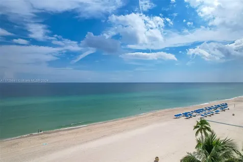 2205 S Surf Road Hollywood FL 33019