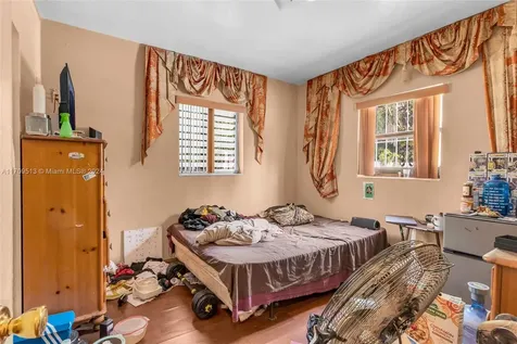 15411 NE 10th Avenue North Miami Beach FL 33162