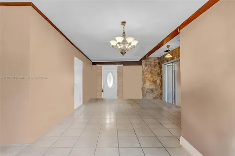 15411 NE 10th Avenue North Miami Beach FL 33162