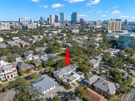 702 W Bay Street Tampa FL 33606