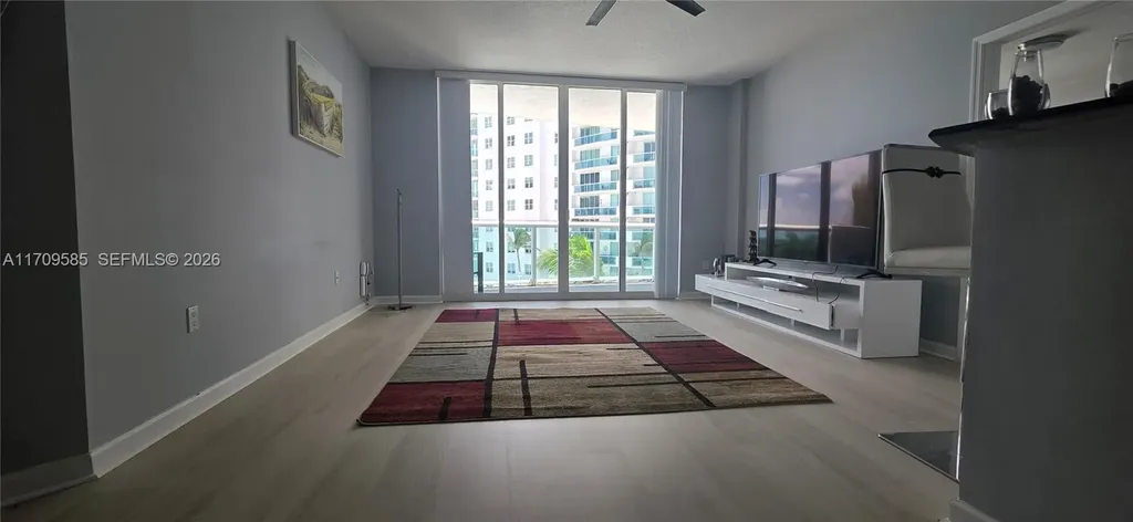 7900 Harbor Island Drive North Bay Village FL 33141