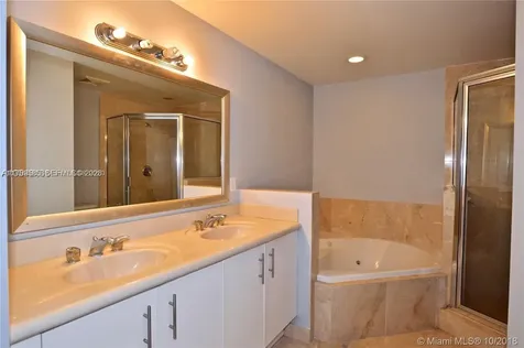 7900 Harbor Island Drive North Bay Village FL 33141