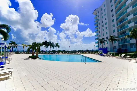 7900 Harbor Island Drive North Bay Village FL 33141