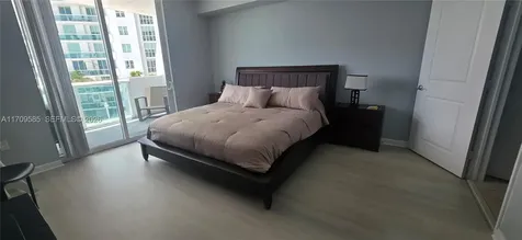 7900 Harbor Island Drive North Bay Village FL 33141