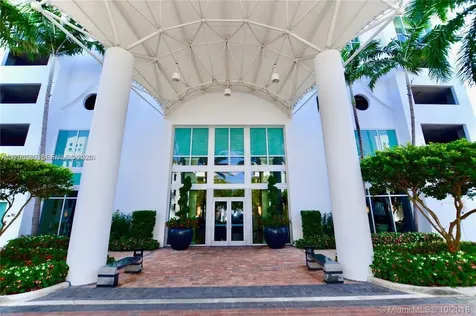 7900 Harbor Island Drive North Bay Village FL 33141