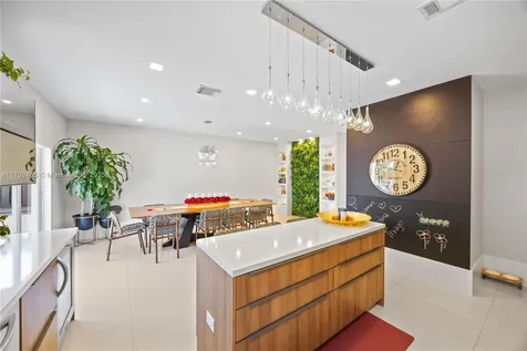 13621 SW 136th Place Miami FL 33186