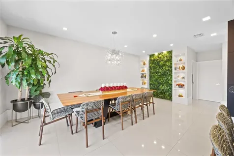 13621 SW 136th Place Miami FL 33186