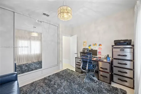 13621 SW 136th Place Miami FL 33186