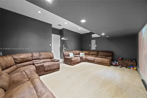 13621 SW 136th Place Miami FL 33186