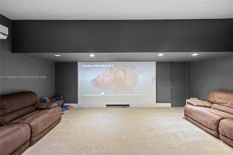 13621 SW 136th Place Miami FL 33186