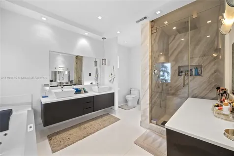 13621 SW 136th Place Miami FL 33186