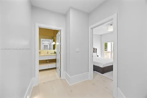 13621 SW 136th Place Miami FL 33186