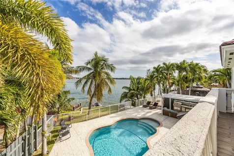 13621 SW 136th Place Miami FL 33186