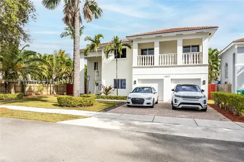 13621 SW 136th Place Miami FL 33186