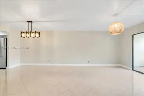 900 SW 125th Way Pembroke Pines FL 33027