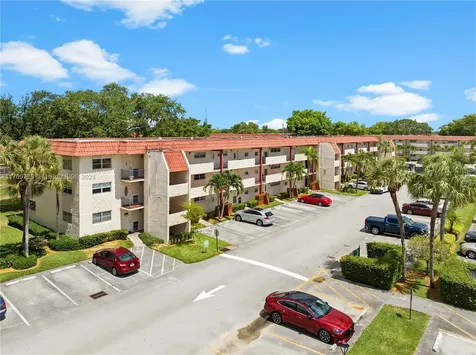 711 S Hollybrook Drive Pembroke Pines FL 33025