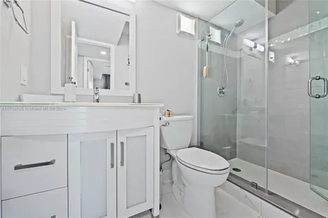 711 S Hollybrook Drive Pembroke Pines FL 33025