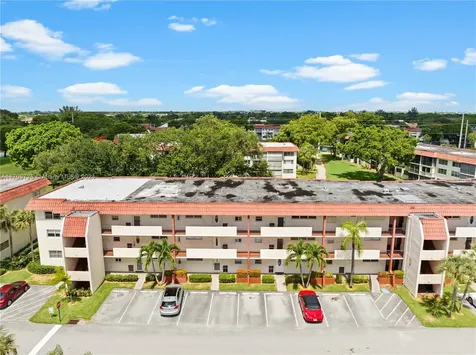 711 S Hollybrook Drive Pembroke Pines FL 33025