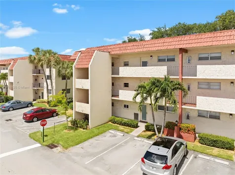 711 S Hollybrook Drive Pembroke Pines FL 33025