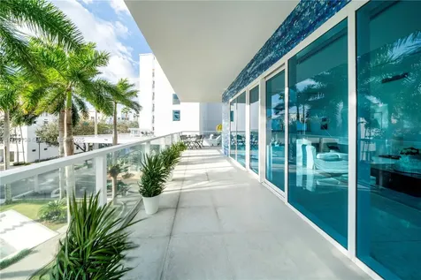 6103 Aqua Avenue Miami Beach FL 33141