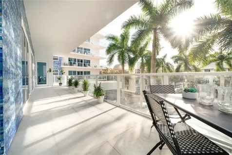 6103 Aqua Avenue Miami Beach FL 33141