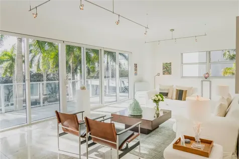 6103 Aqua Avenue Miami Beach FL 33141