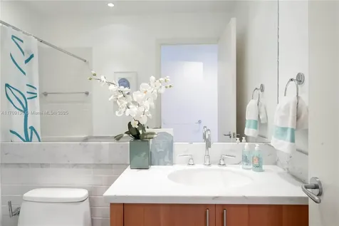 6103 Aqua Avenue Miami Beach FL 33141