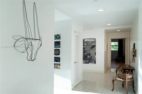 6103 Aqua Avenue Miami Beach FL 33141