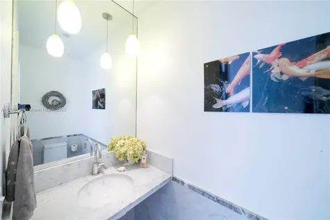 6103 Aqua Avenue Miami Beach FL 33141