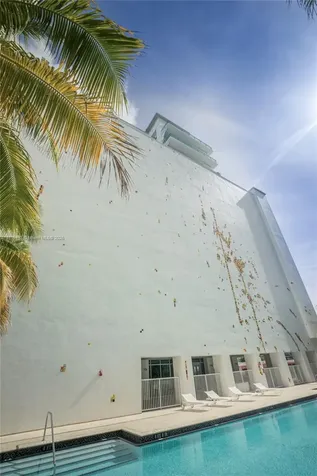 6103 Aqua Avenue Miami Beach FL 33141
