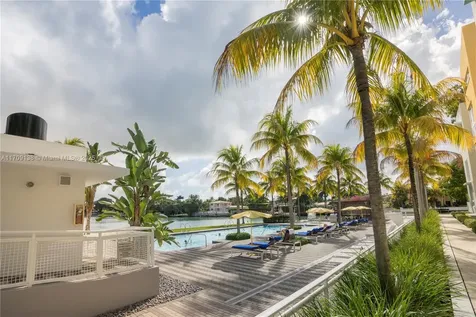 6103 Aqua Avenue Miami Beach FL 33141