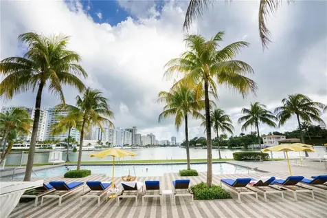 6103 Aqua Avenue Miami Beach FL 33141