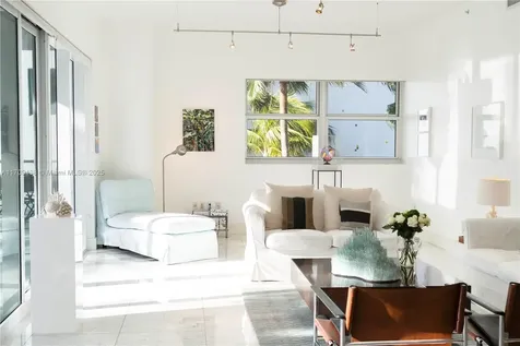 6103 Aqua Avenue Miami Beach FL 33141