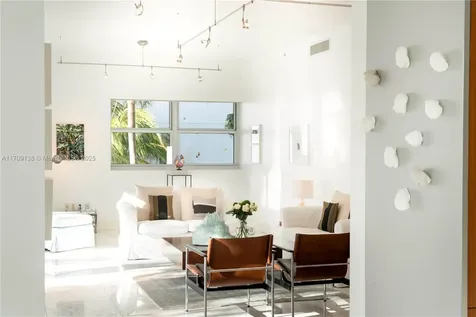 6103 Aqua Avenue Miami Beach FL 33141