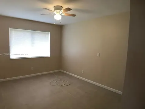 1085-1087 NW 52nd Street Miami FL 33127