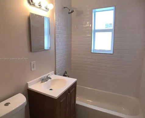 1085-1087 NW 52nd Street Miami FL 33127