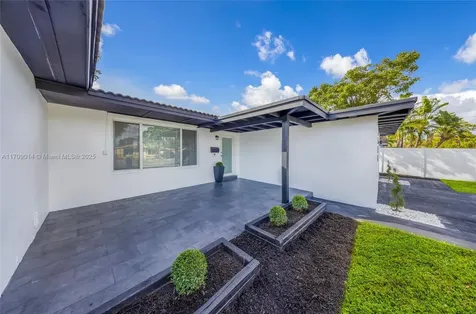 3160 SW 23rd Court Fort Lauderdale FL 33312