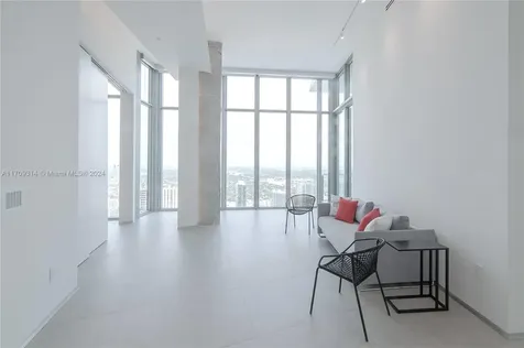 2900 NE 7th Avenue Miami FL 33137