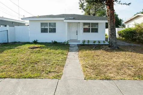 5412 SW 20th Street West Park FL 33023