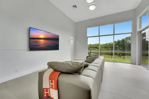 19086 Park Ridge Street Weston FL 33332