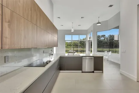 19086 Park Ridge Street Weston FL 33332